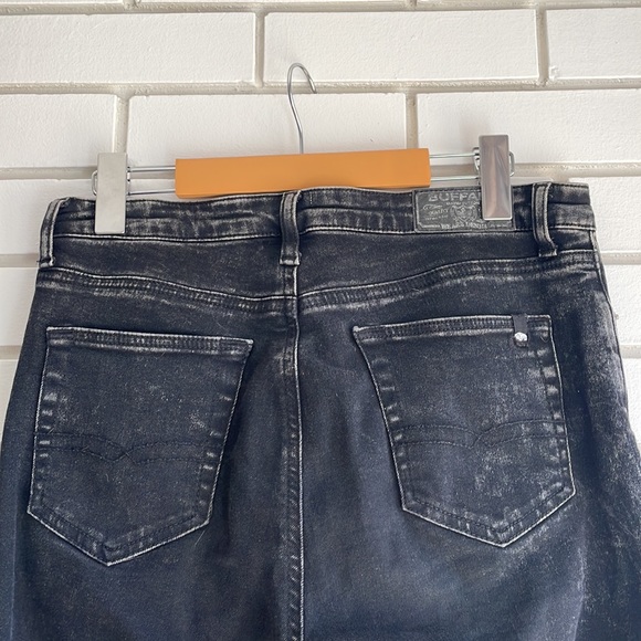 Black Buffalo High Rise Straight - Picture 4 of 7